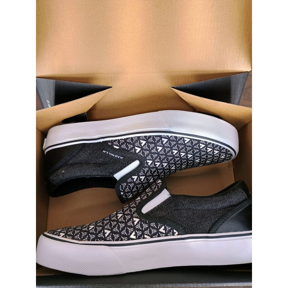 Airwalk Women's Black & White Skater Style Slip-On Shoes Size‎ 7M